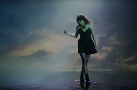 CHVRCHES – Leave A Trace